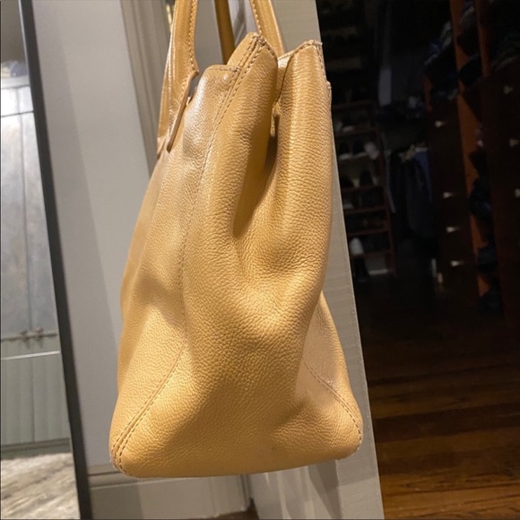 *RARE FIND*AUTHENTIC CHANEL TOTE BAG - Picture 5 of 14